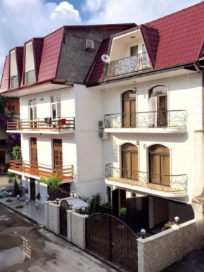 Гостиница U Morya Guesthouse  Сухуми